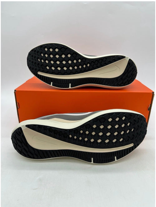 Nike Air Winflo 10 Size 11