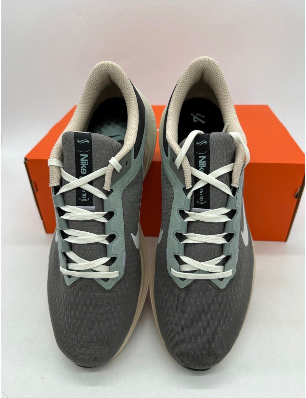 Nike Air Winflo 10 Size 11