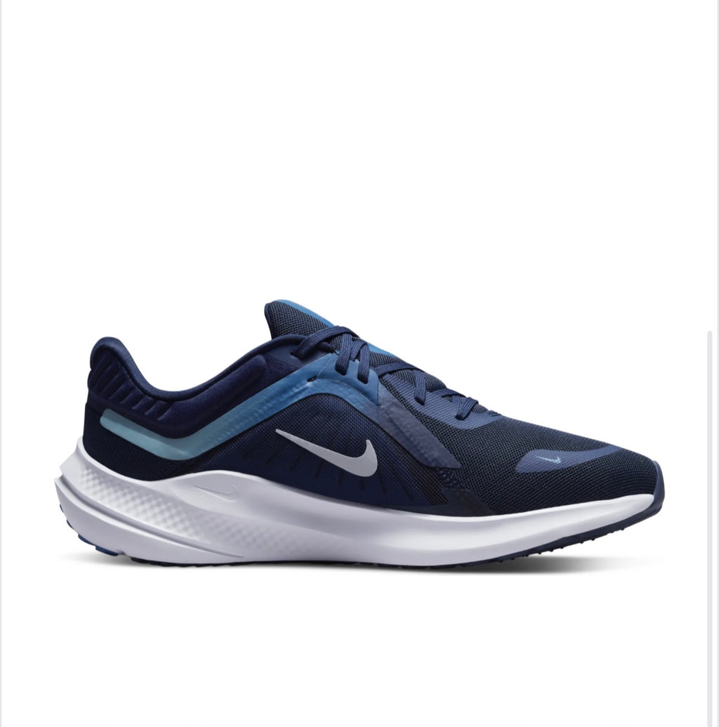 Nike Quest 5